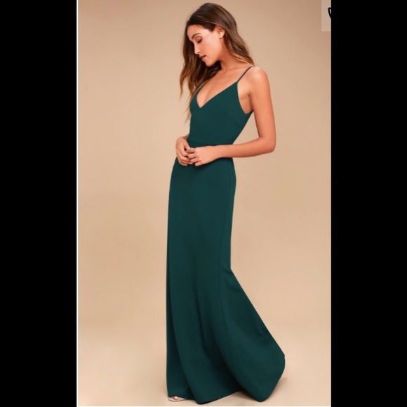 Lulus Dresses & Skirts - Emerald dress